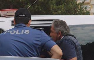 Hastayla doktor tartıştı, doktor kafasından yaralandı