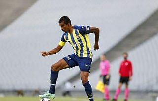 Hazırlık maçı: Fenerbahçe: 1 - Dinamo Kiev: 1