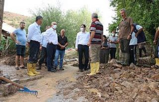 Hekimhan’da sel zarara yol açtı