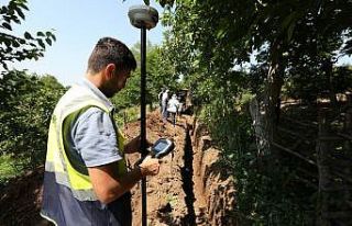 Hendek’in 18 mahallesinde fay kazı çalışması...