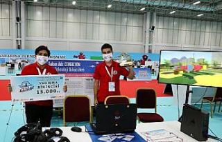 HKÜ, Teknofest’e en çok başvuru yapan vakıf...