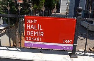 İdlib’de şehit düşen Uzman Çavuş Halil Demir’in...