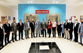 İİBF, Sağlık Bilimleri ve Eğitim Fakültesi dekanlıklarında...