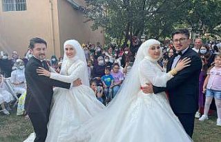 İki kardeş aynı düğünde evlendi