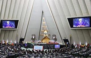 İran’ın yeni Cumhurbaşkanı İbrahim Reisi, resmen...