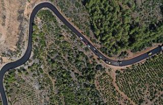 Isparta’da 2 köyü ilçeye bağlayan yol sıcak...