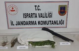 Isparta’da jandarmadan yasa dışı ekim yapan şahsa...