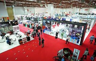 İstanbul Hırdavat Fuarı’nda alan satışları...