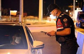 İzmir’de huzur ve güven uygulaması: 18 aranan...