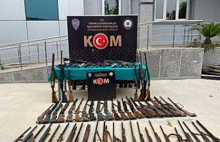 İzmir’de iş yerini silah imalathanesine çeviren...