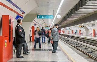 İzmir’de metro istasyonlarında ücretsiz internet...