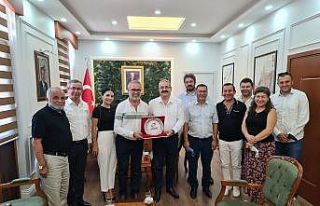 İzmir’deki Salihlilerden ziyaret turu