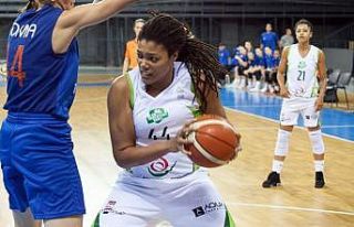 İzmit Belediyespor, Amerikalı pivotu kadrosuna kattı