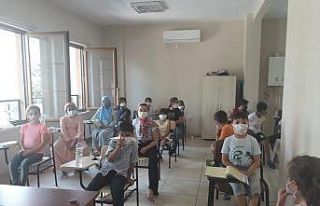 İzmit’te çocuklar Kur’an-ı Kerim öğreniyor