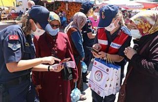 Jandarma ekipleri vatandaşları bilgilendirmeye devam...