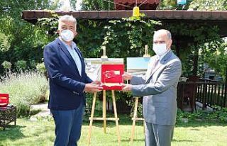 Jandarmadan KTB’ye teşekkür plaketi