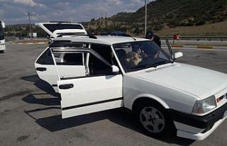 Jandarmanın durdurduğu şüpheli araçtan uyuşturucu...