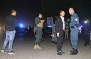 Kabil’deki bombalı ve silahlı saldırıda 3 sivil...