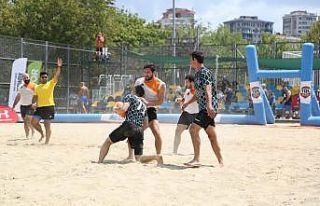 Kadıköy’de Uluslararası İstanbul Plaj Ragbi...