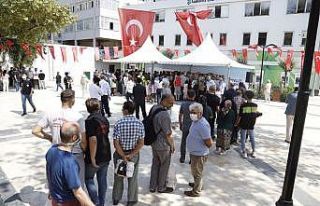 Kağıthane’de 20 bin kişiye aşure ikramı