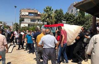 Kalbine yenilen sağlık çalışanı son yolculuğuna...