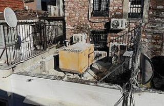 Kapalı Çarşı girişinde yangın paniği