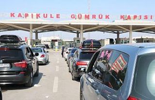 Kapıkule, Hamzabeyli ve Pazarkule sınır kapılarında...