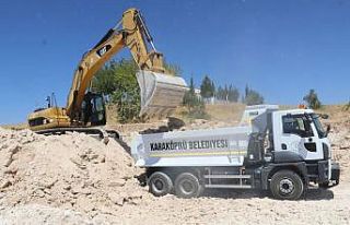 Karaköprü’de yol seferberliği sürüyor