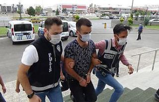 Karaman’da kayınvalidesini öldürüp eşini ve...