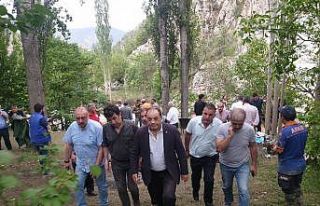 Karataş sel felaketi noktasını yerinde inceledi