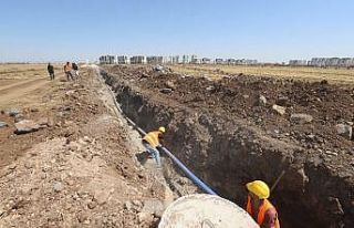 Kayapınar’a yeni içme suyu hattı döşeniyor