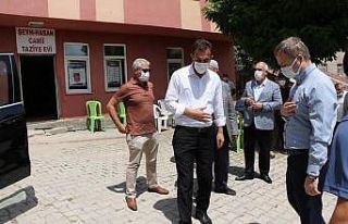 Kaymakam Yelek, terör gazisi Kamil Dugan’ın cenazesine...