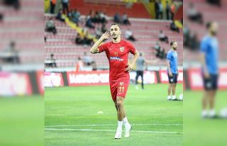 Kayserispor’un ilk golünü Gökhan Sazdağı attı