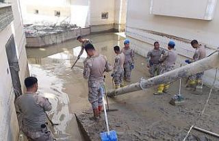 Komandolar afet bölgesinde