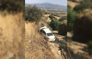 Kontrolden çıkan otomobil dereye uçtu: 1 yaralı