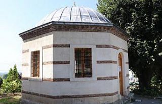 Konur Alp Gazi türbesinin restorasyonu sürüyor