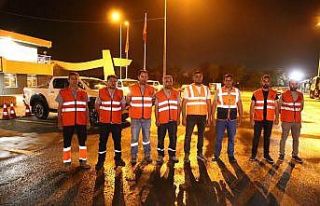 Konya Büyükşehir ekipleri Marmaris’teki yangın...