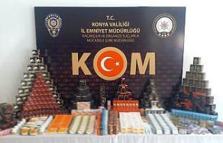 Konya’da 6 bin 92 adet kaçak cinsel içerikli ürün...