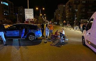 Konya’da motosiklet ile otomobil çarpıştı: 1...