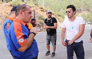 Köyceğiz’de orman yangını büyüdü, 3 kişi...