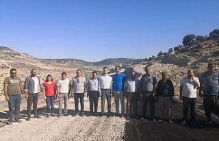 Köylerde yol çalışmaları devam ediyor