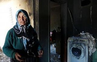 Kozan’da yangının yaraları imece usulü sarılıyor