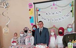 Kur’an-ı Kerim’e geçiş töreni
