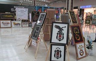 Kursiyerlerin el sanatları sergisi açıldı