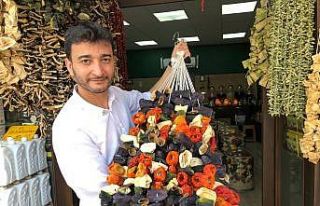 Kuru dolmalık sebzeleri hazır almak hem zahmetsiz...