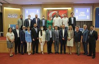 Kurucu Başkan Alp, bu defa seçilerek başkan seçildi