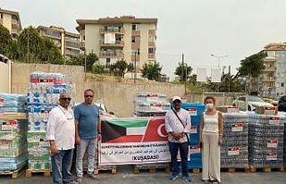 Kuveytlilerden yangın bölgesine yardım