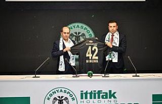 Mahmood Coffee İttifak Holding Konyaspor’un forma...