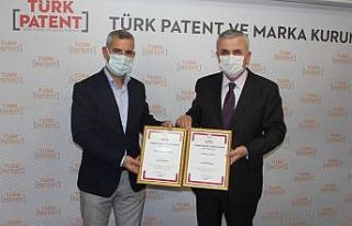 Malatya içli köfte yemeği ve Banazı karası üzümü...