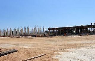 Manavgat Toptancı Hal’i hızla yükseliyor